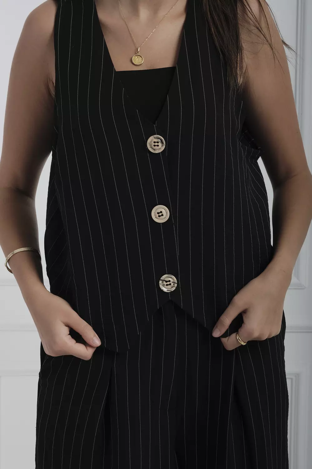 Sleek Suit 8