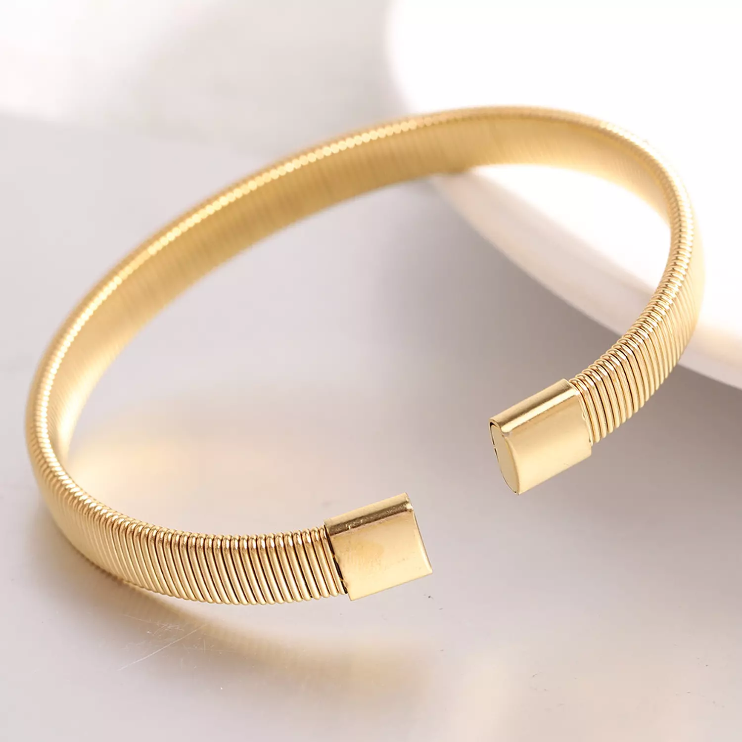 Flexible chunky bracelet  hover image
