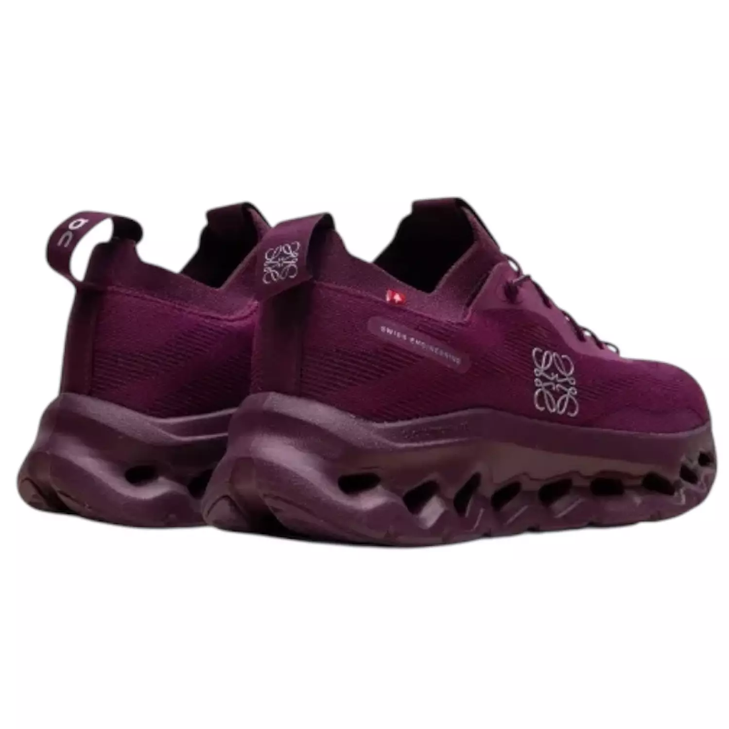 On Running x Loewe Cloudtilt 2.0 "Cherry" 1