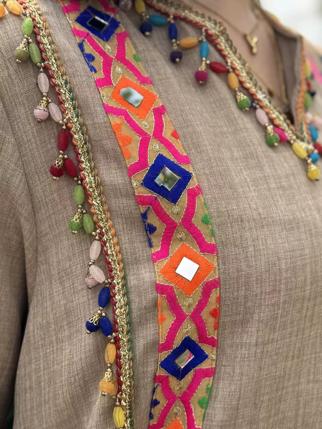 Embroidery kaftan 1 5