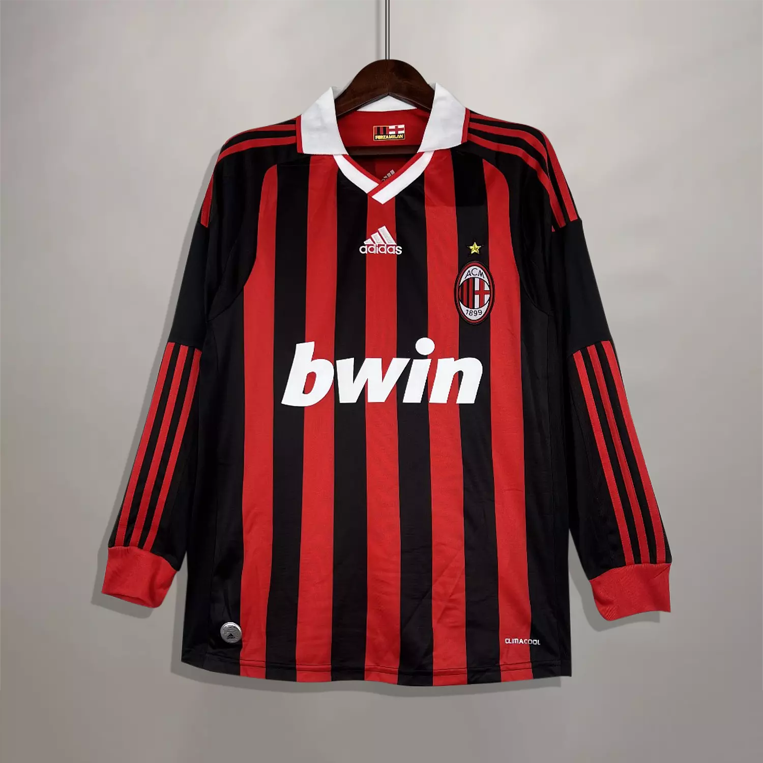 AC MILAN 09/10 - CLASSIC image