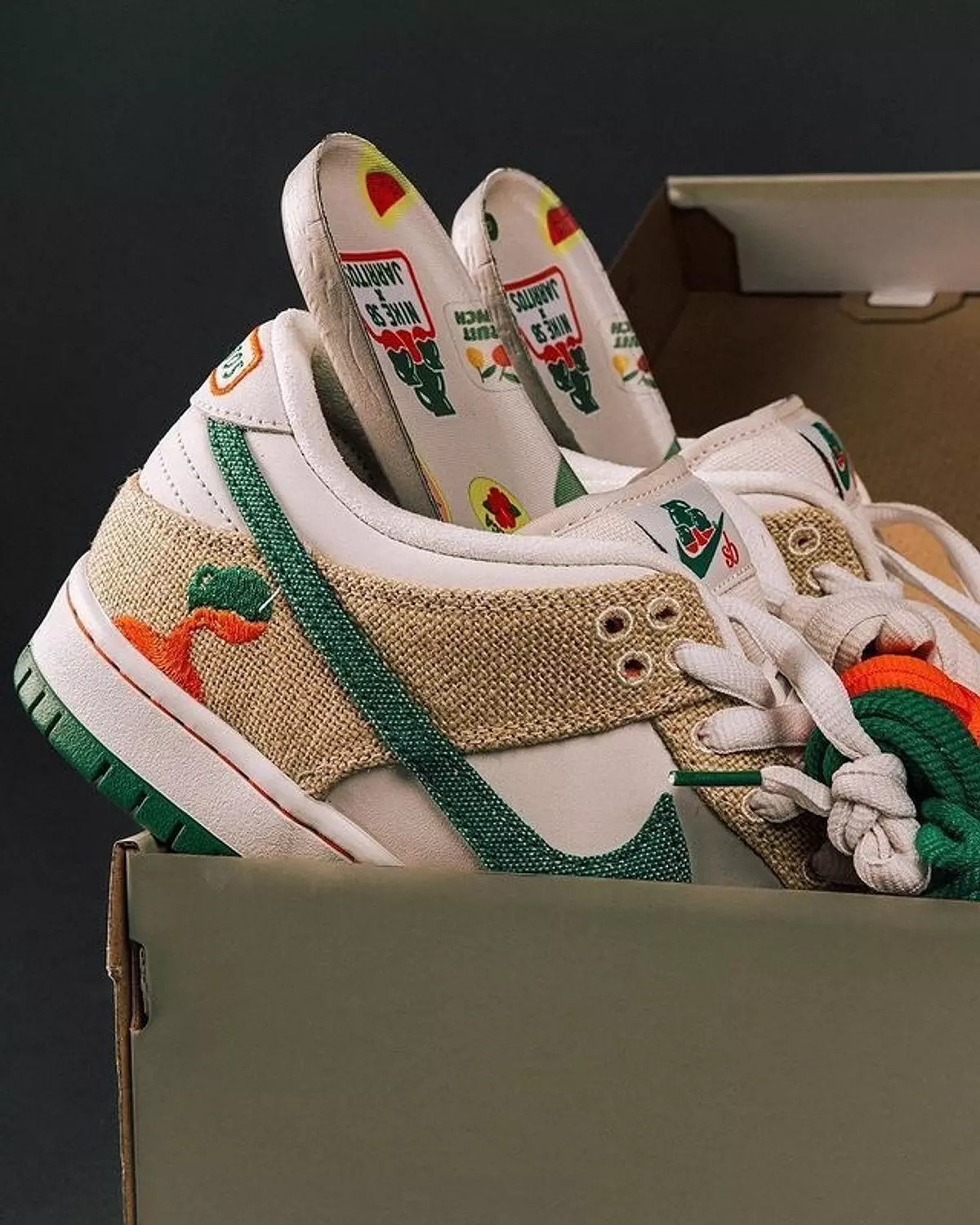 SB Dunk Jarritos 4