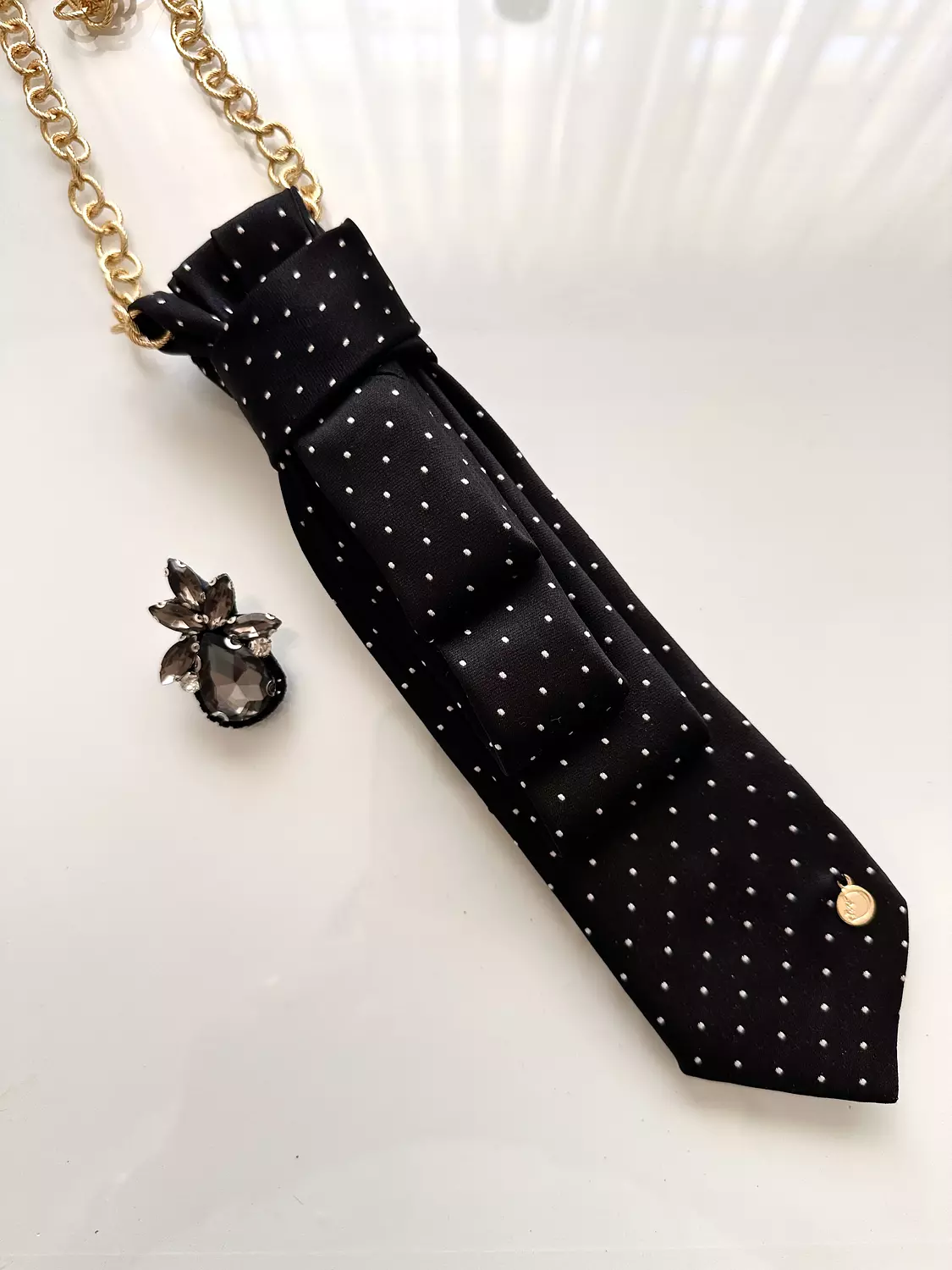 Dots  10