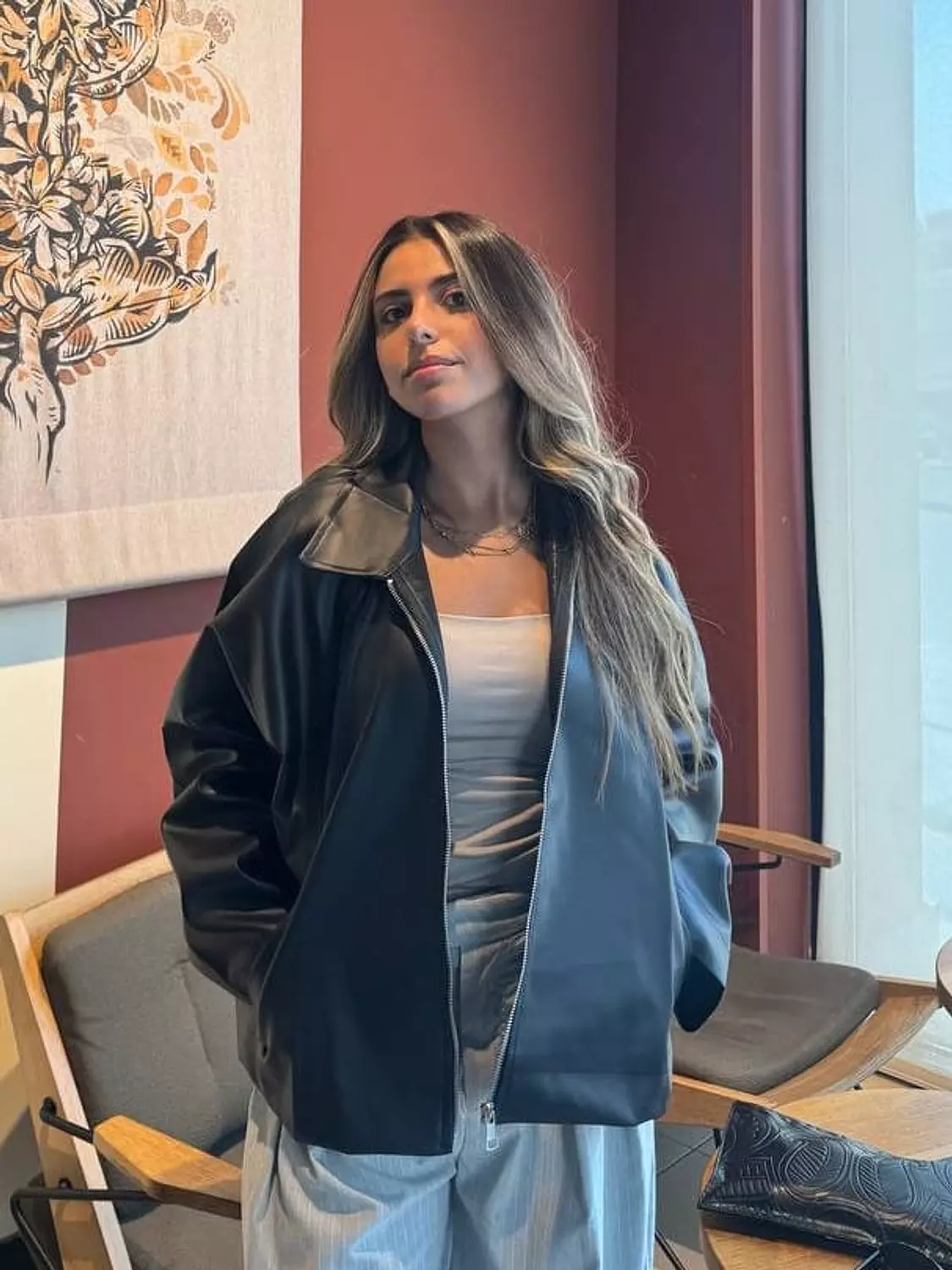 Loose Fit Zippered Leather Jacket 4