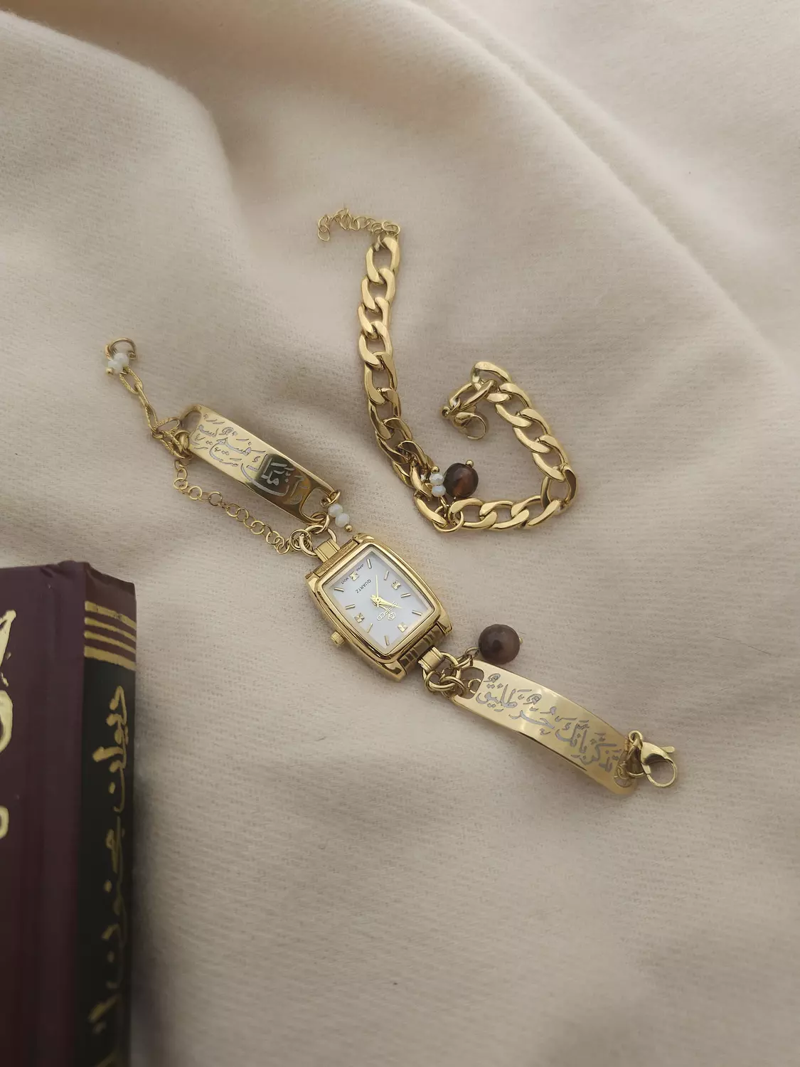 تذكر بأنك حر طليق/ساعة hover image