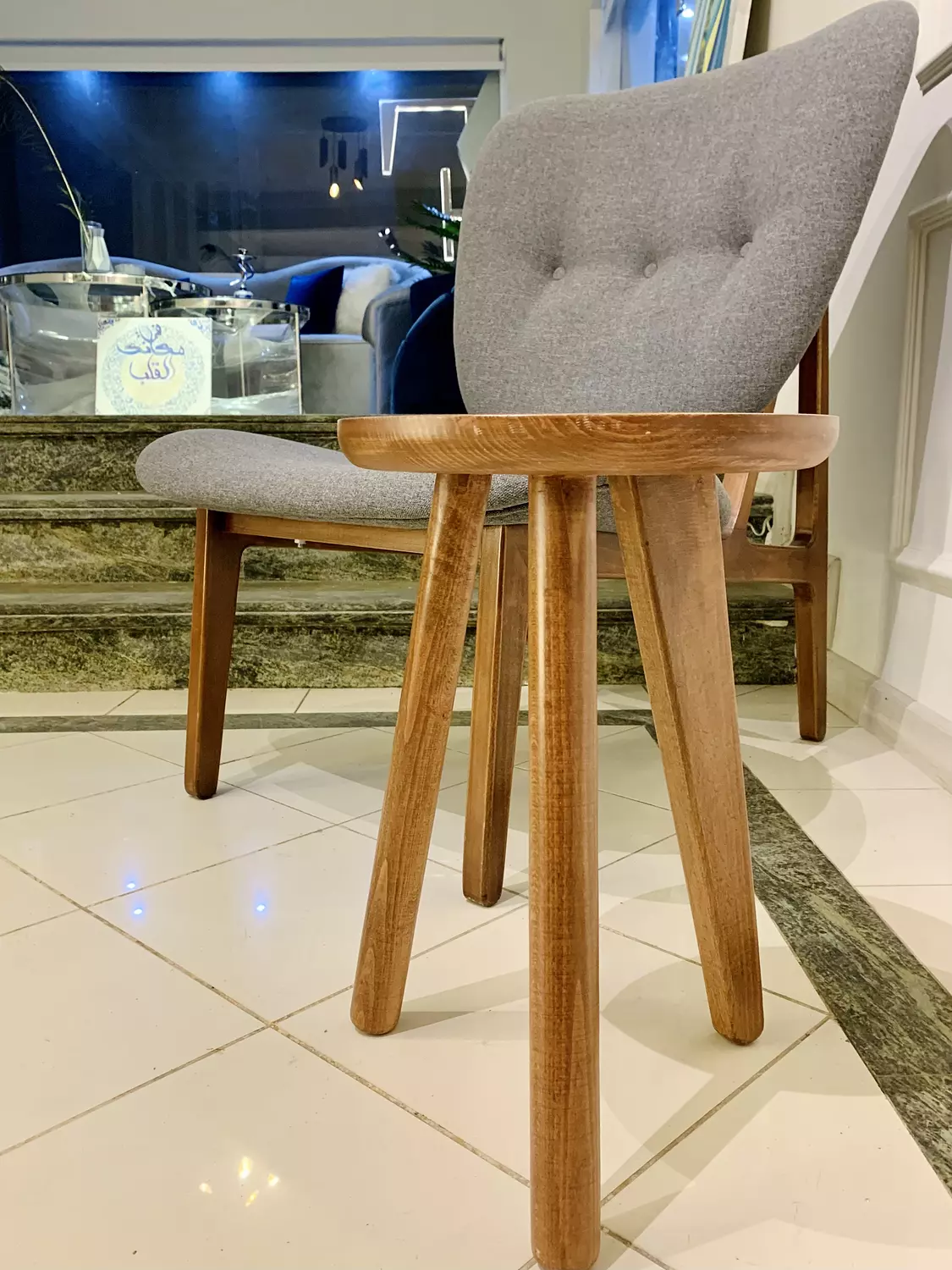 Double hug chair image