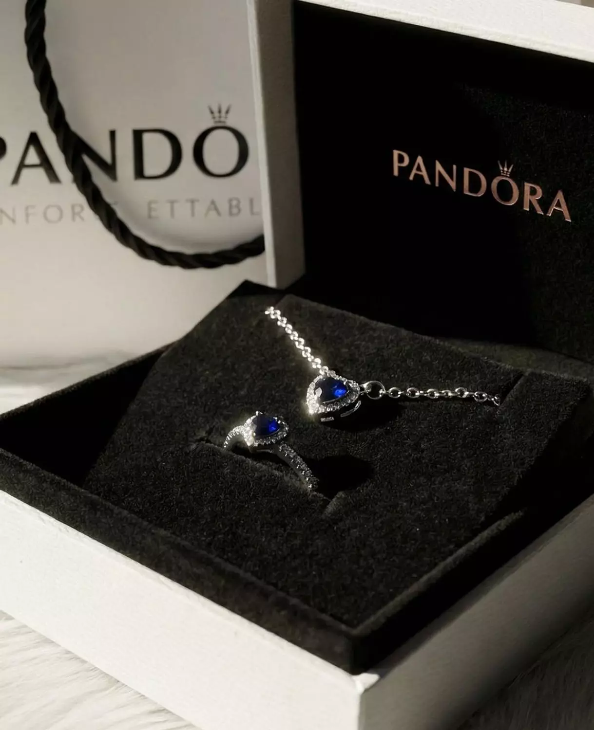 PANDORA SET NECKLACE & RING 2