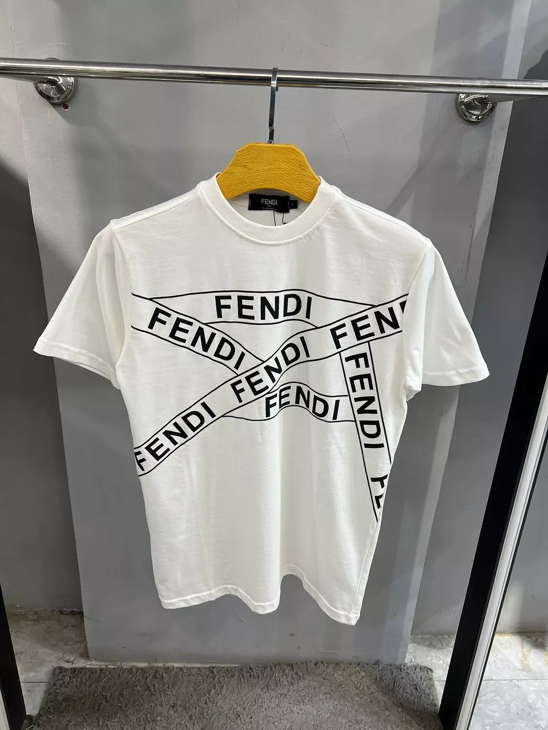 FENDI TSHIRT / 1487 3