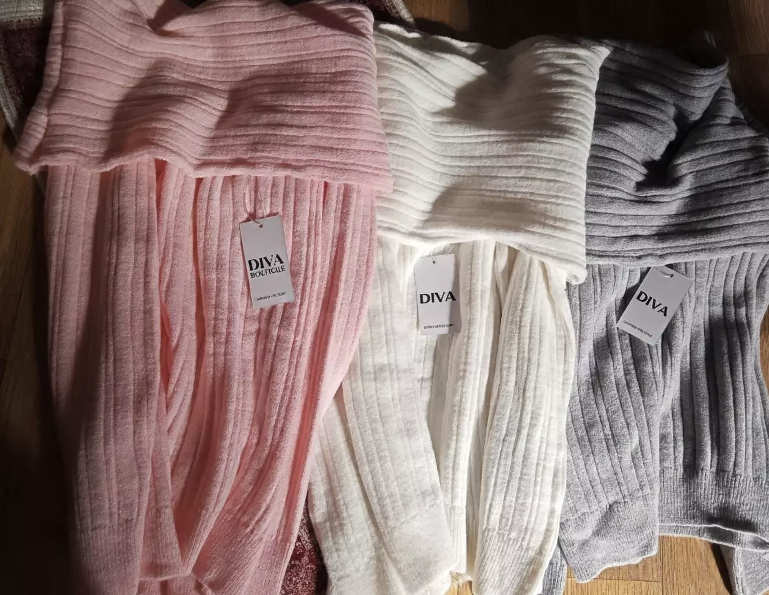 Offshoulder Pullover 11