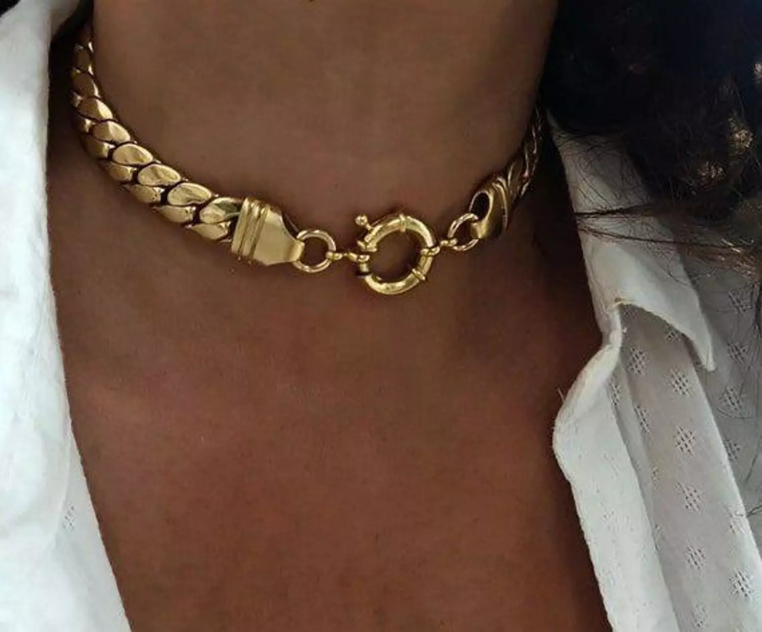 Chocker C8 hover image