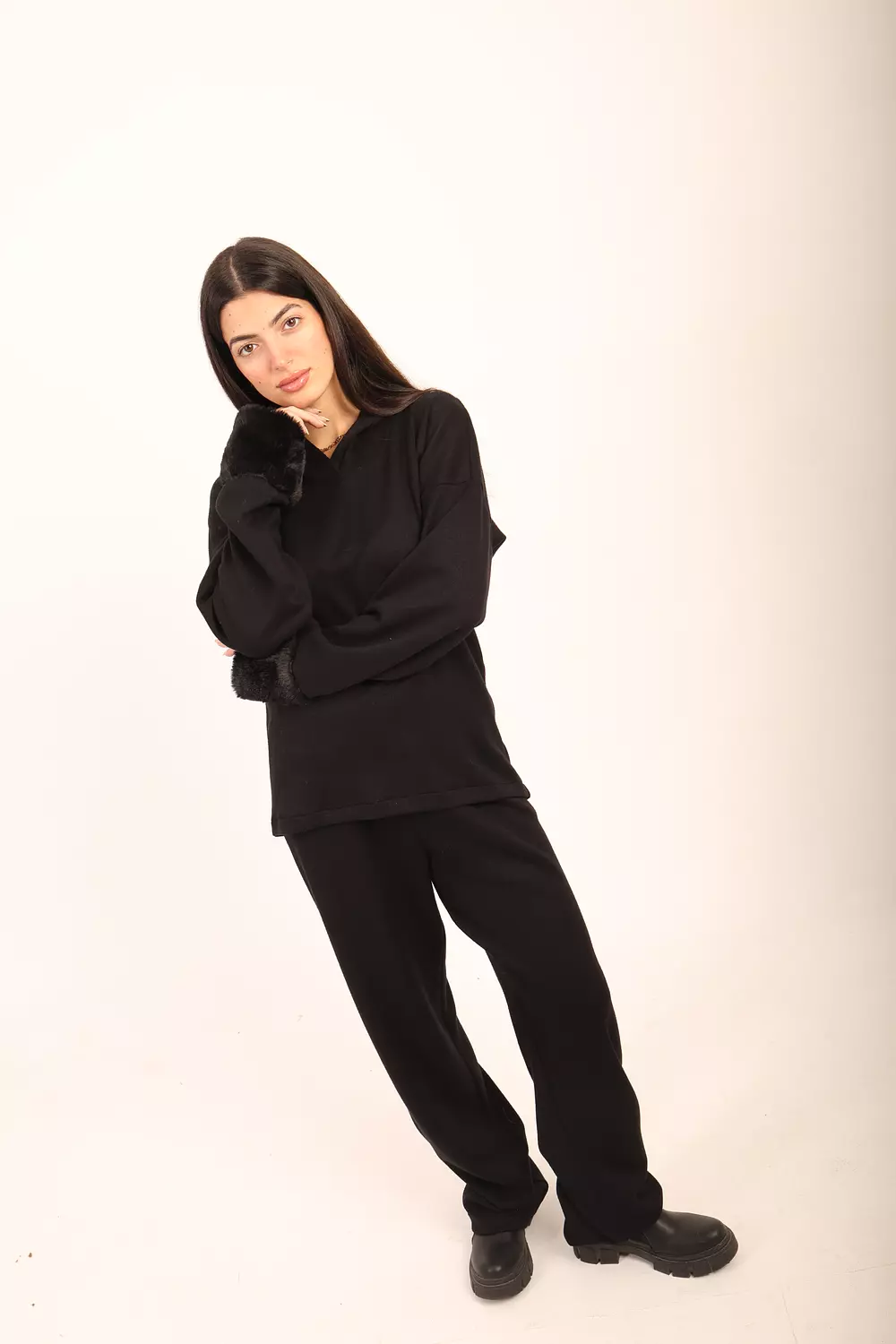 Furline Black Knit Set  4