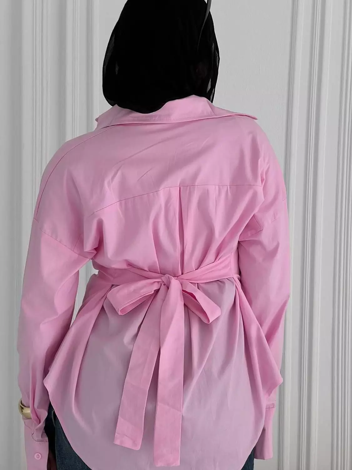 Lightweight Poplin Tie-Back Shirt – Relaxed Fit with Classic Details 4