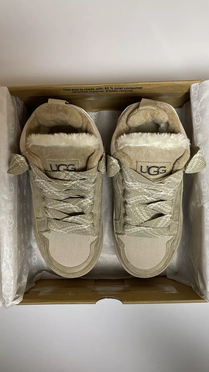 Uggs “ SAND “ in Beige  1