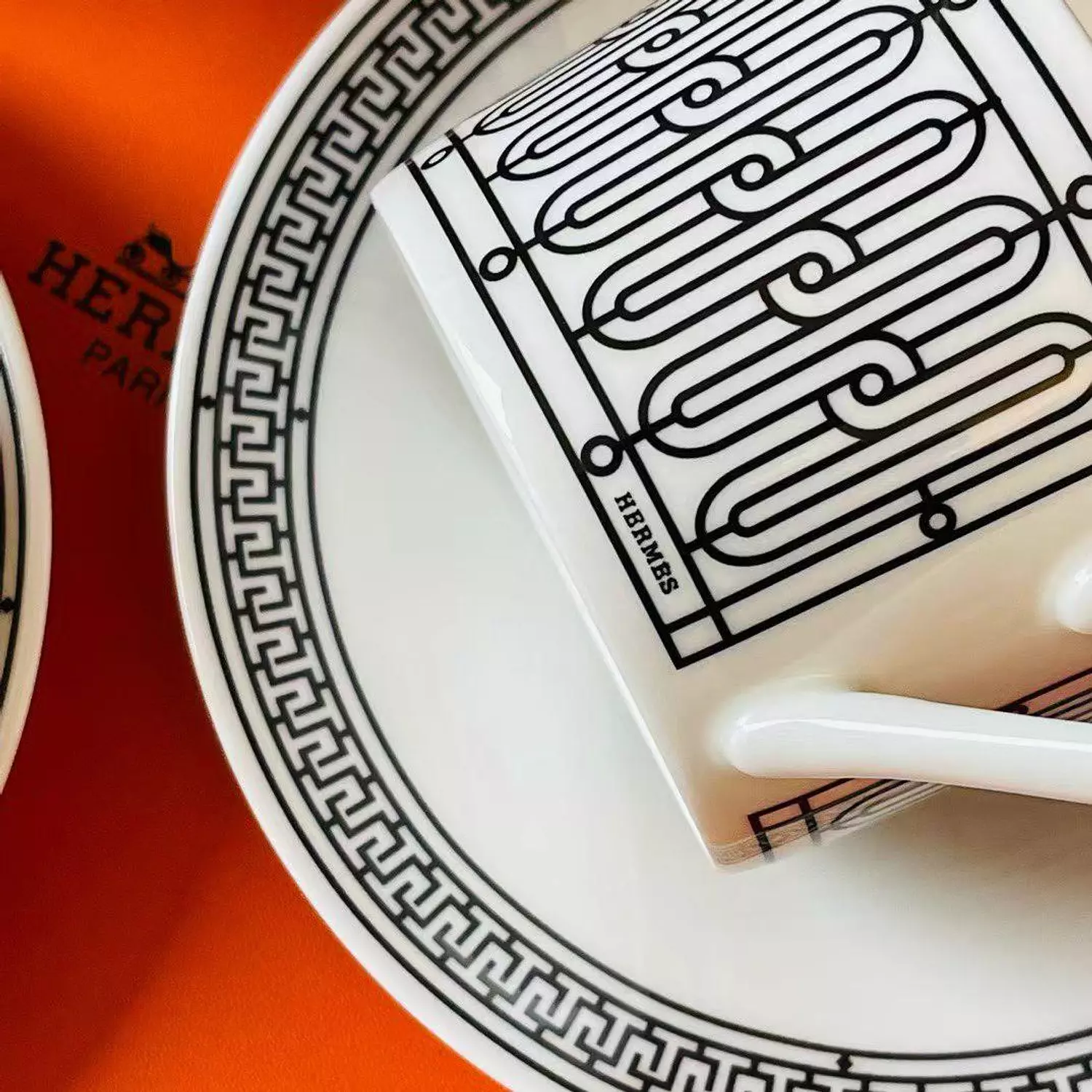 Hermès Mosaique au 24 Platinum Tea Set. 3