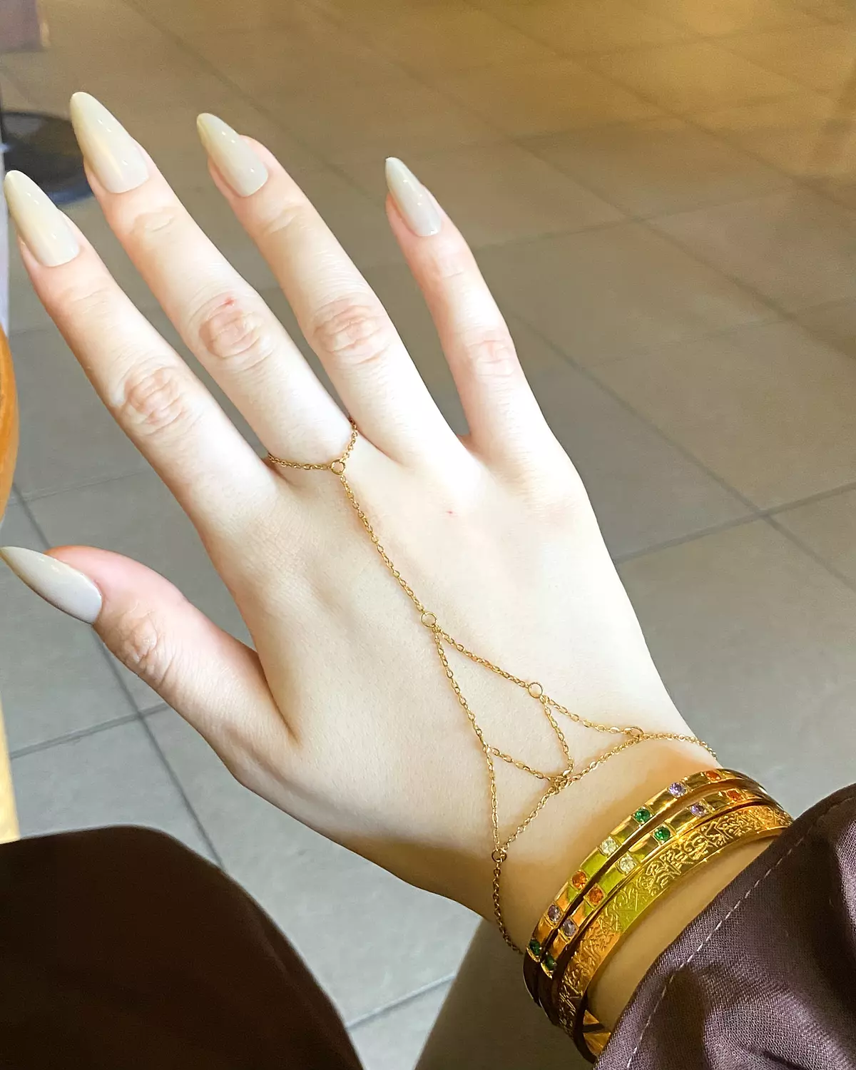 Stainless steel hand chain traditional shape  2