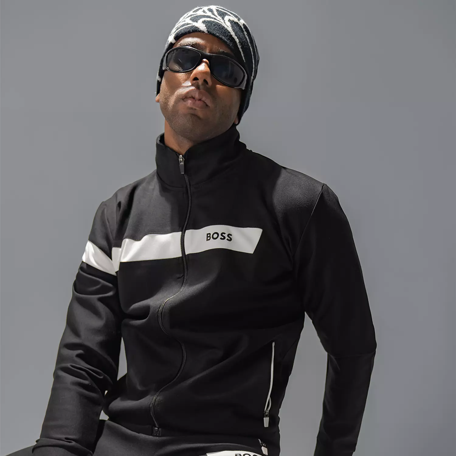 sweatshirt boss line  image