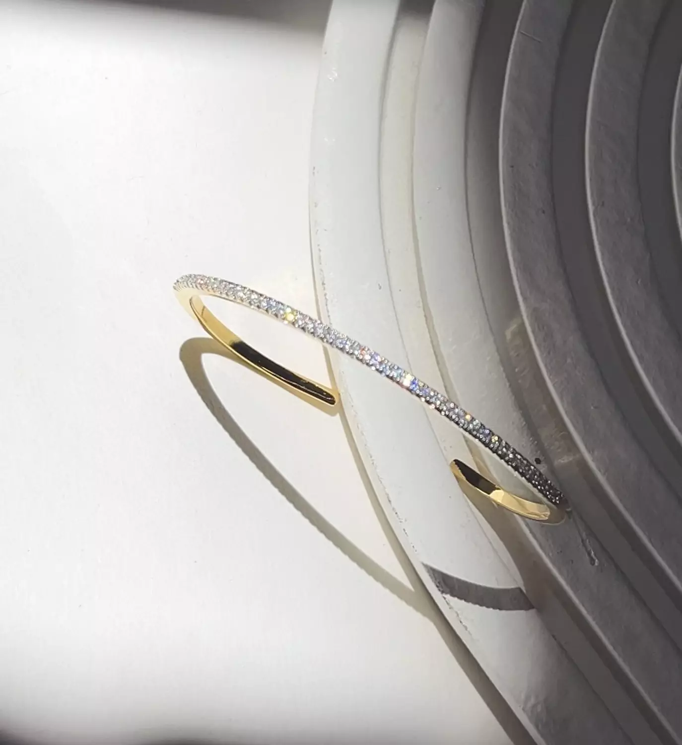 Thin classic bangle image