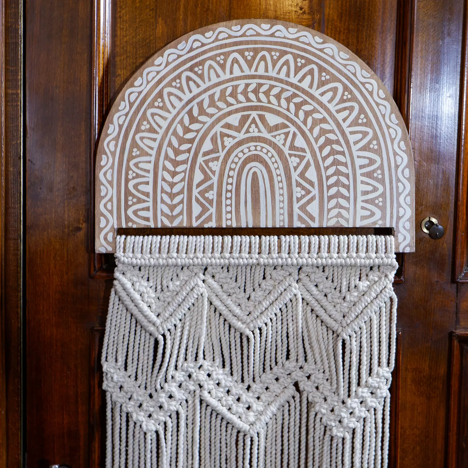 Half circle macrame large - lines image