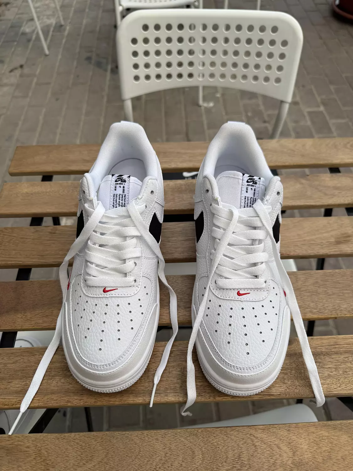 Nike Air Force 1 Low 07 LV8 image
