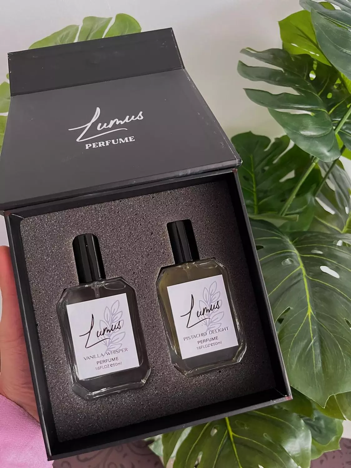 BOX OF 2 PERFUME 50ML  image