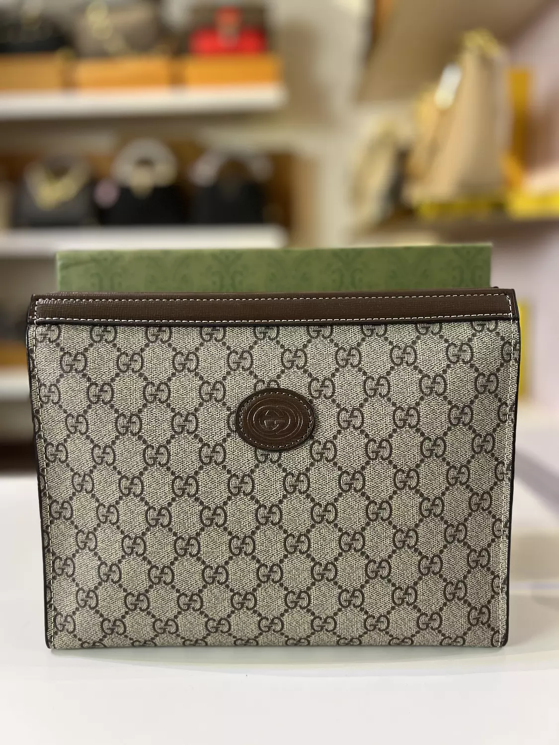 Gucci clutch  image