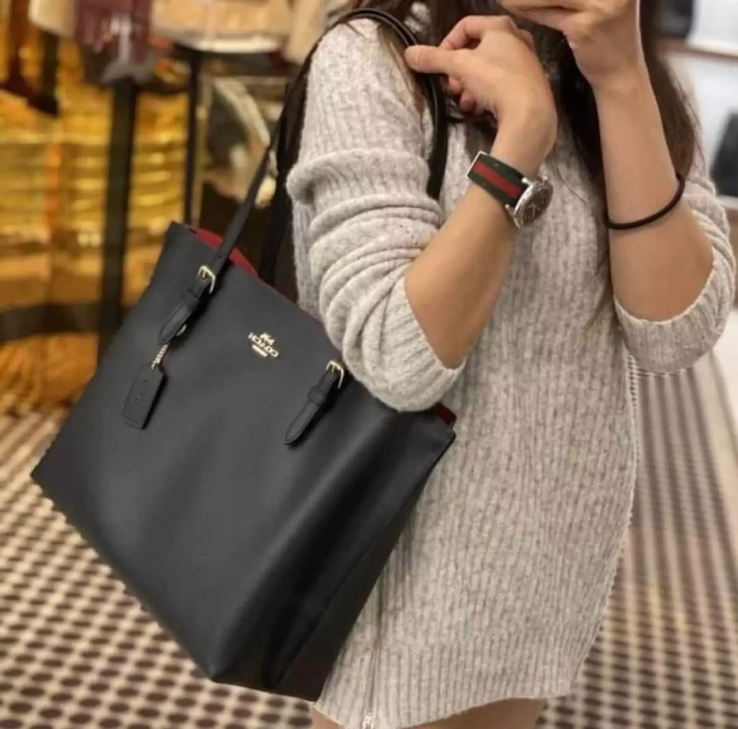 MOLLIE TOTE IN/BLACK TRUE RED COACH 5