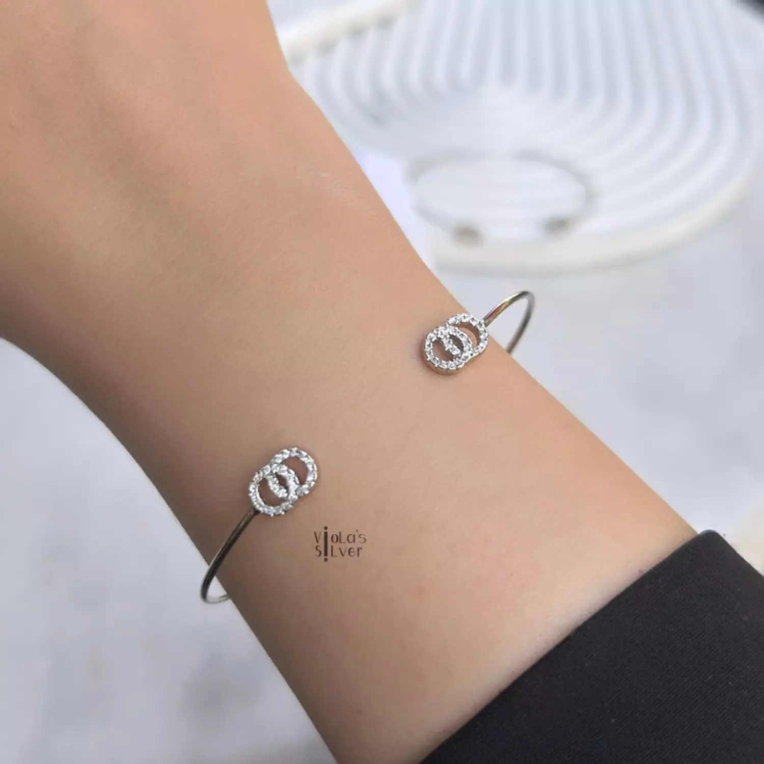 Dreamy silver bangle image