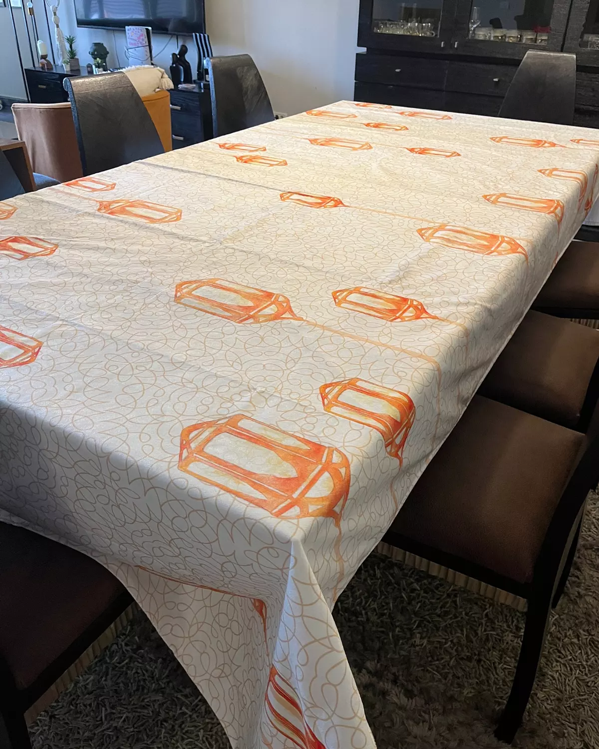 The Dangling Lantern Tablecover 2