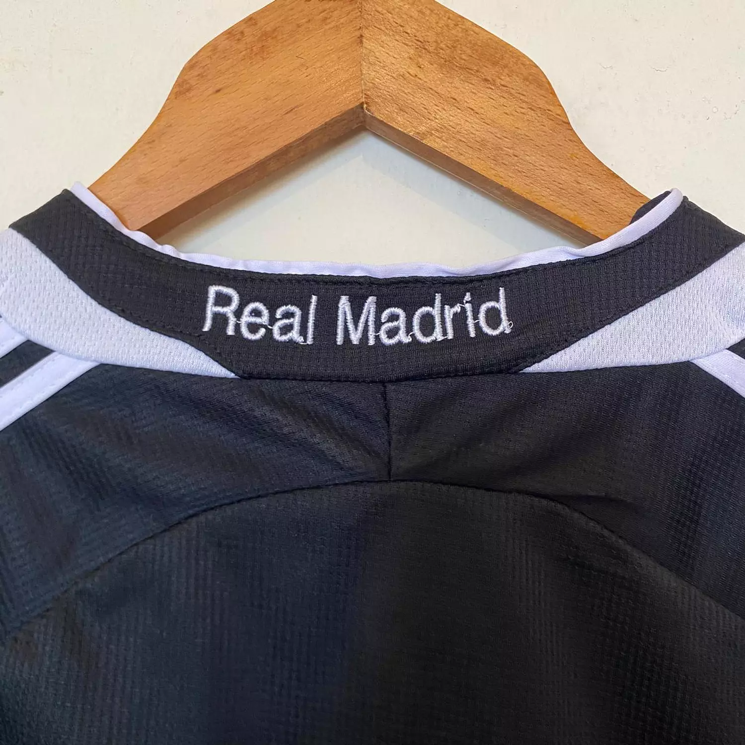 Real Madrid 2006/07 Away Shirt 2