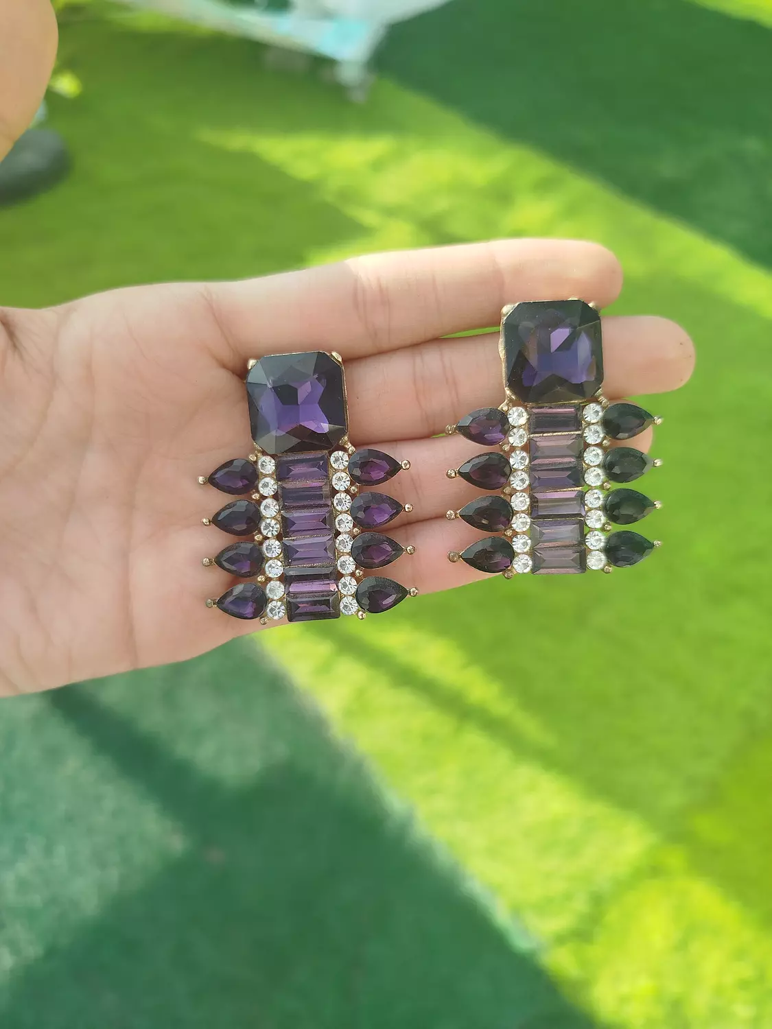 Earrings  hover image