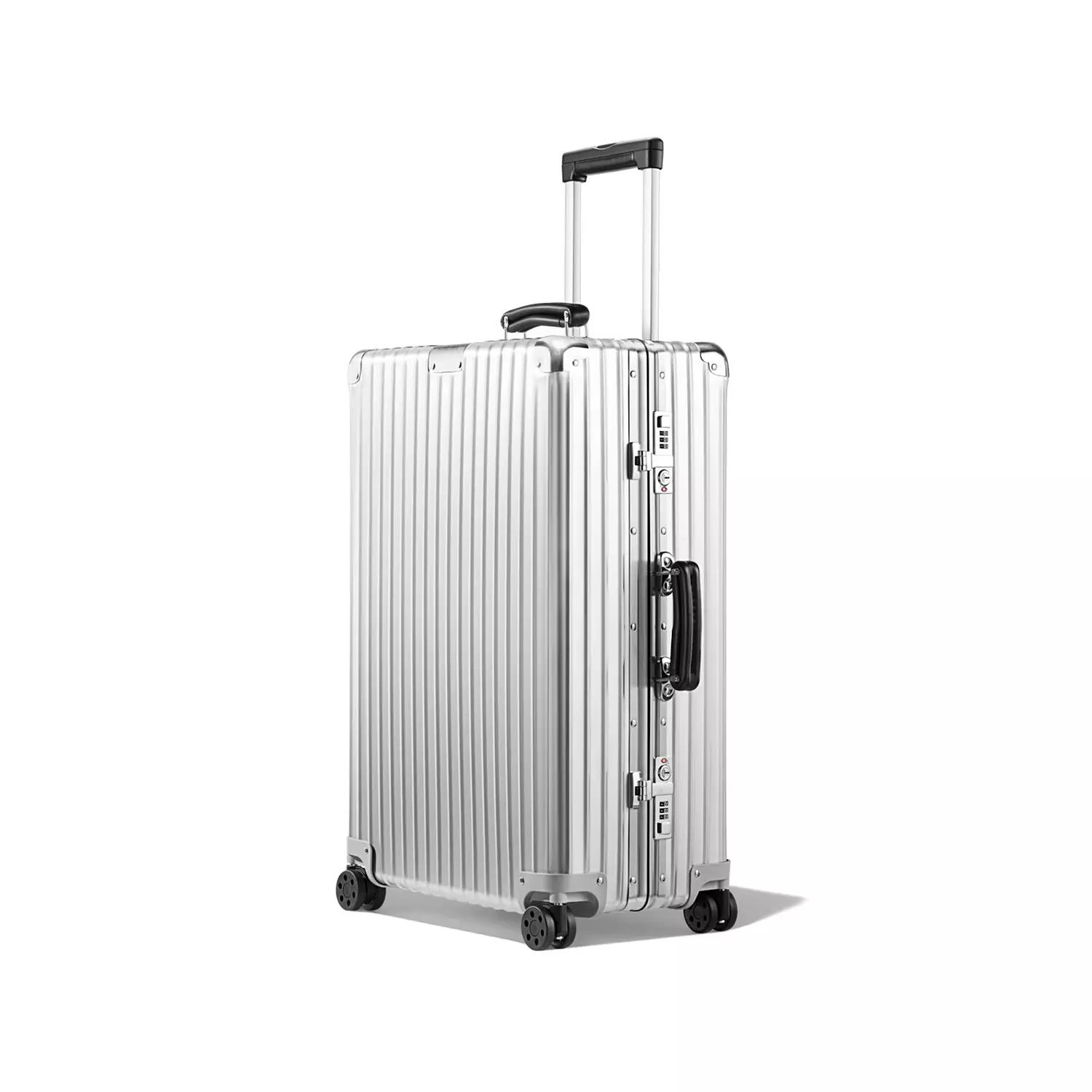Rimowa Classic Cabin aluminium carry-on suitcase in silverr 3