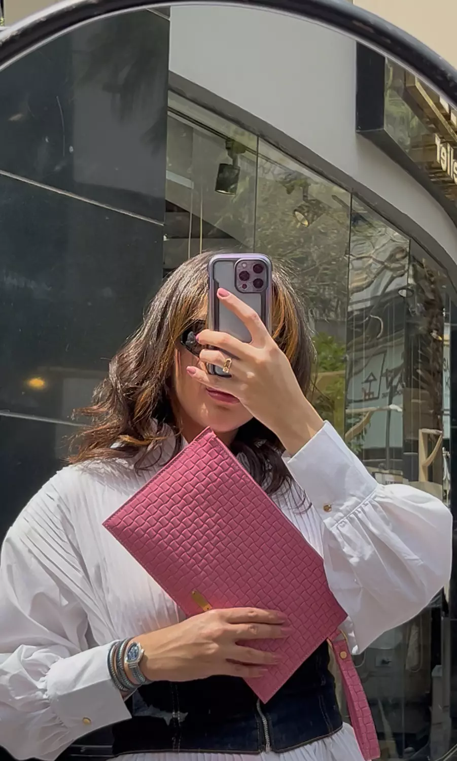 VeeV Pinky Clutch 6