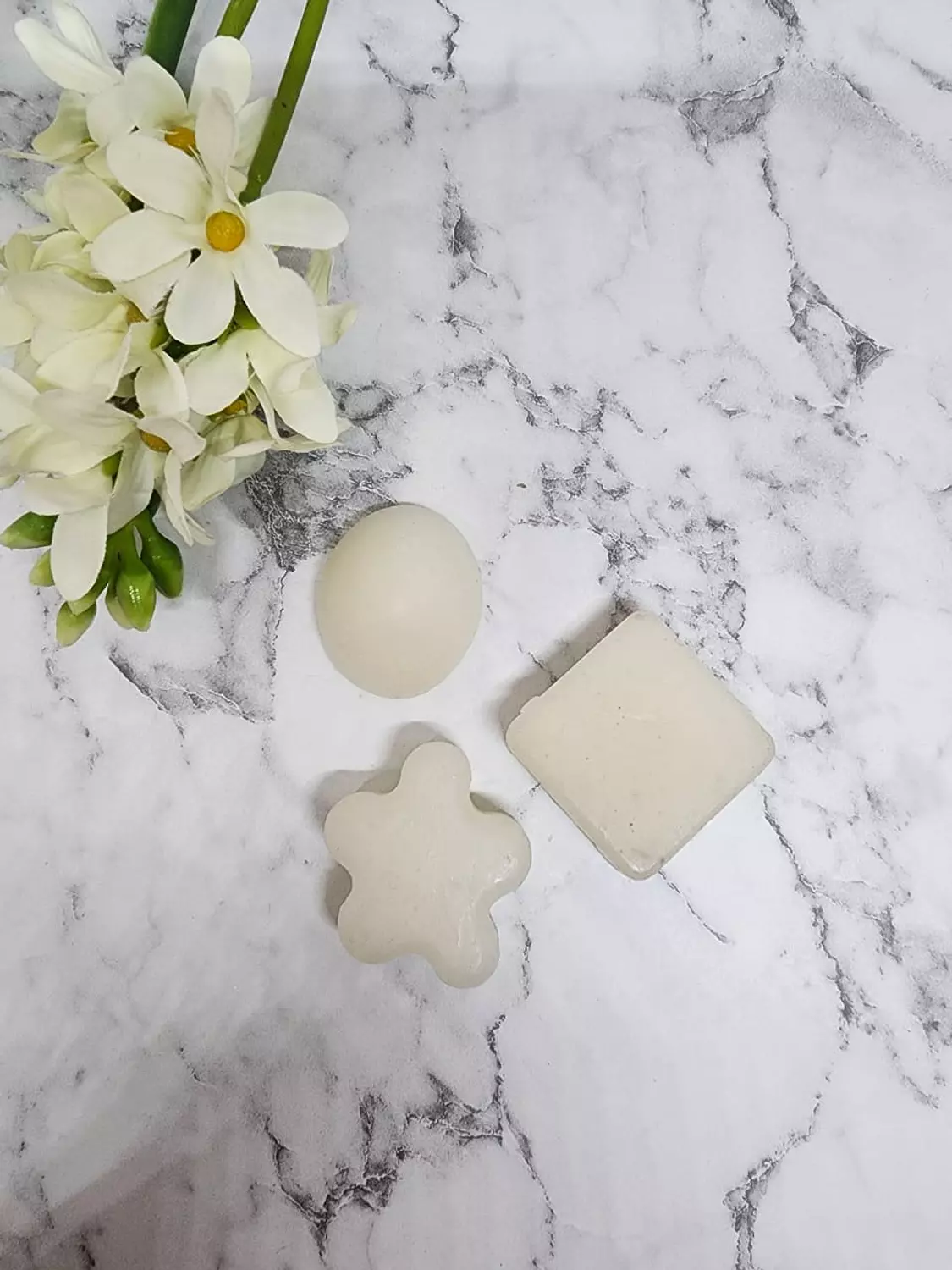 <p style="text-align: center"><strong>Scented Cubes</strong></p>