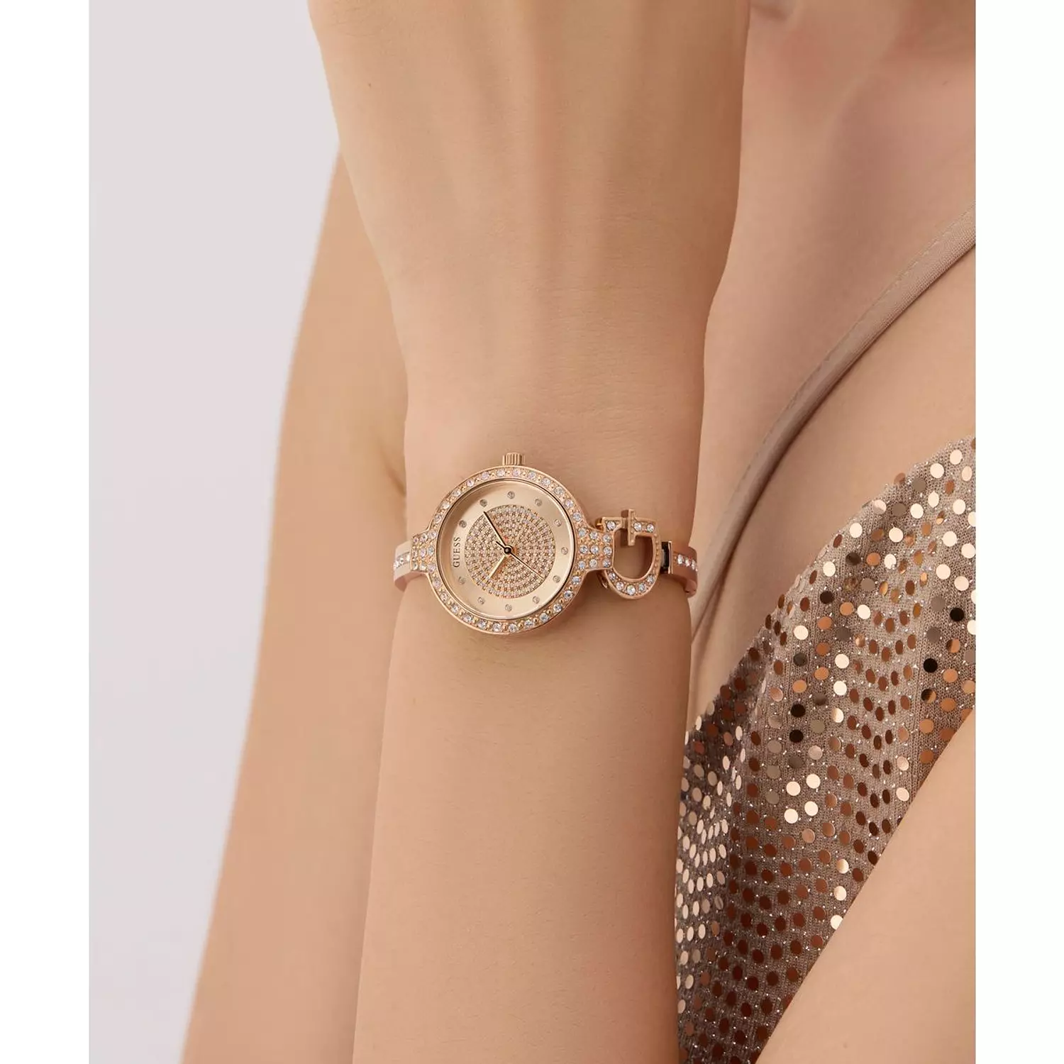 GUESS GISELLE Ladies Giselle Rose Gold Tone Analog Watch Rose Gold Tone Stainless Steel Polished Bracelet 7