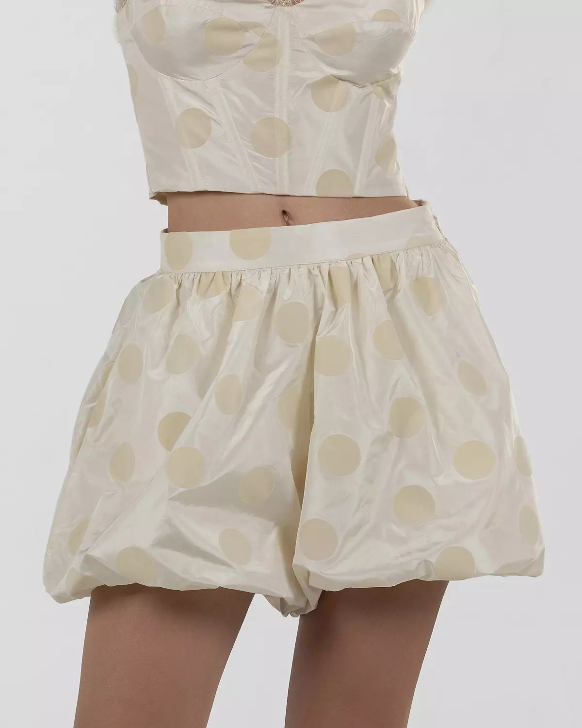 Chic Polka-Dot Balloon Shorts image
