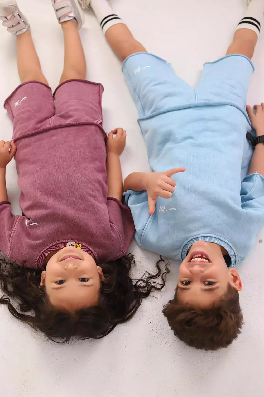 <h2 style="text-align: center">Kids collection</h2><p style="text-align: justify"></p><p style="text-align: center"><span style="color: #261616">─── summer kids collection Now '25 ───</span></p>