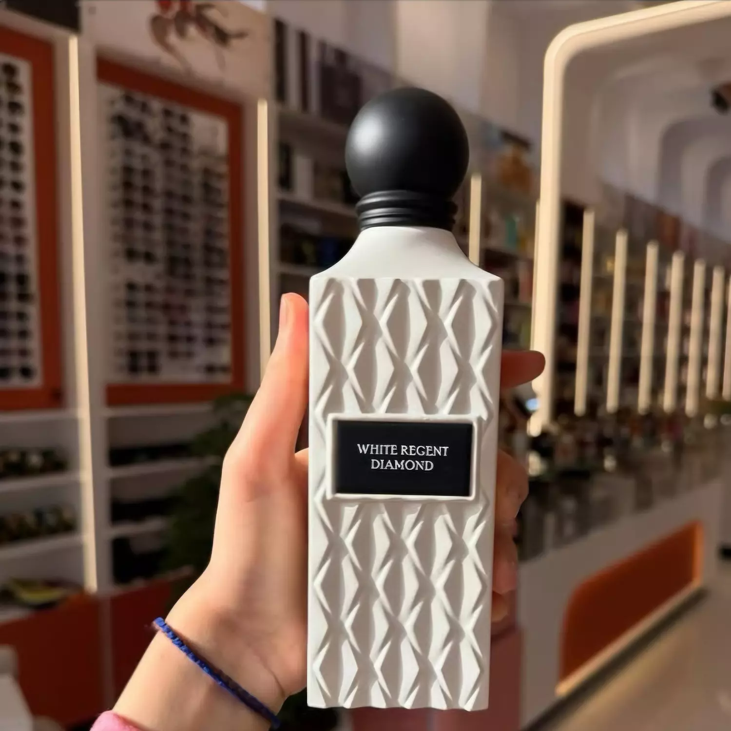 White Regent Diamond Fragrance (Unisex) image