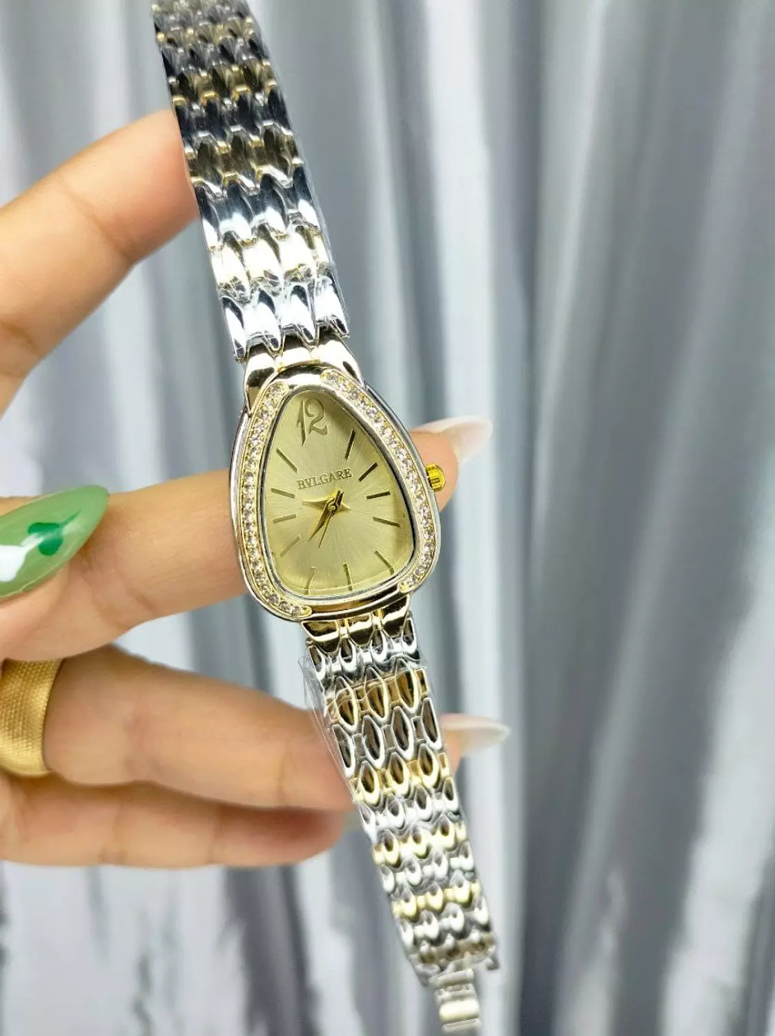Watch W03 2