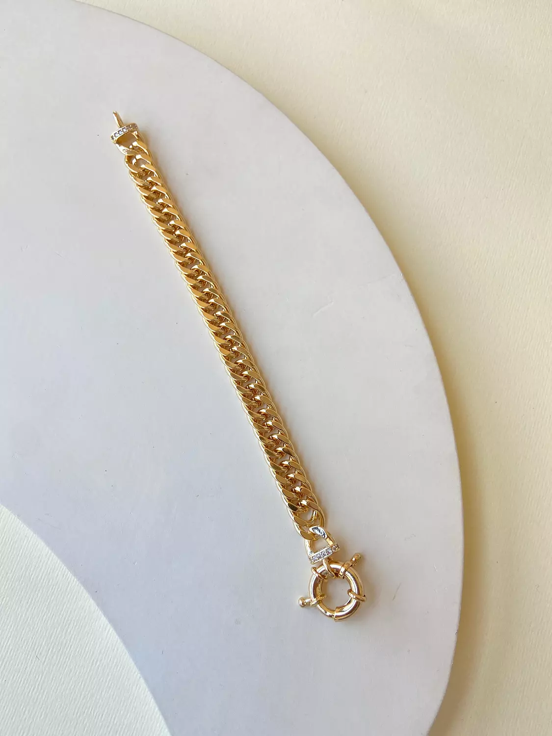 Chained necklace & bracelet 3