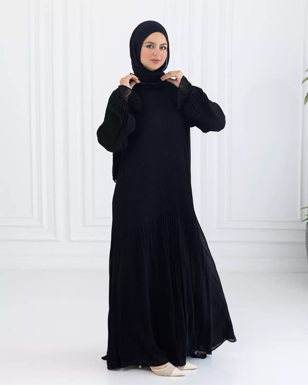 Chiffon Pleated Dress | Black 3