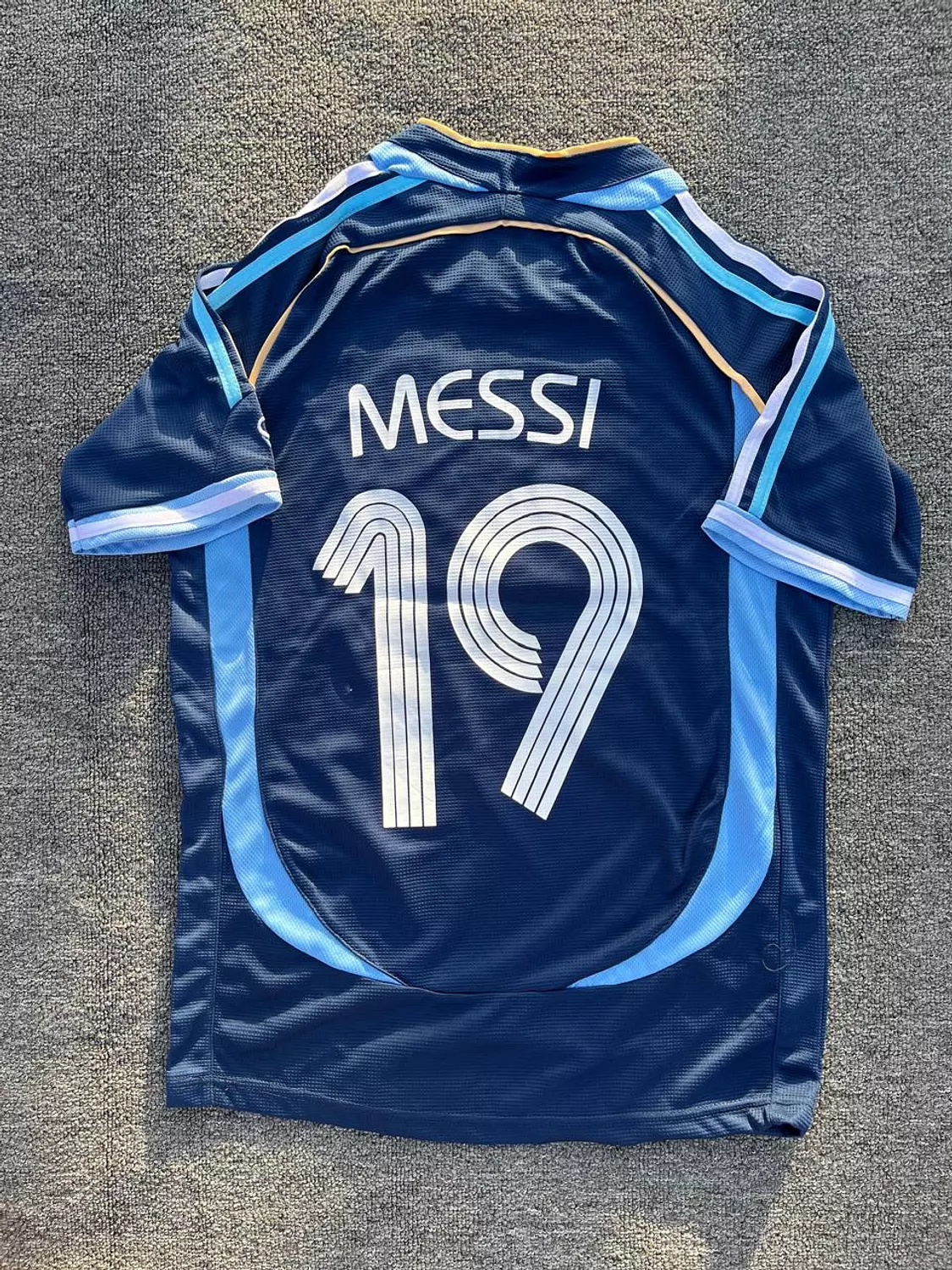 Argentina 2010 World Cup T-shirt - Messi 19 1