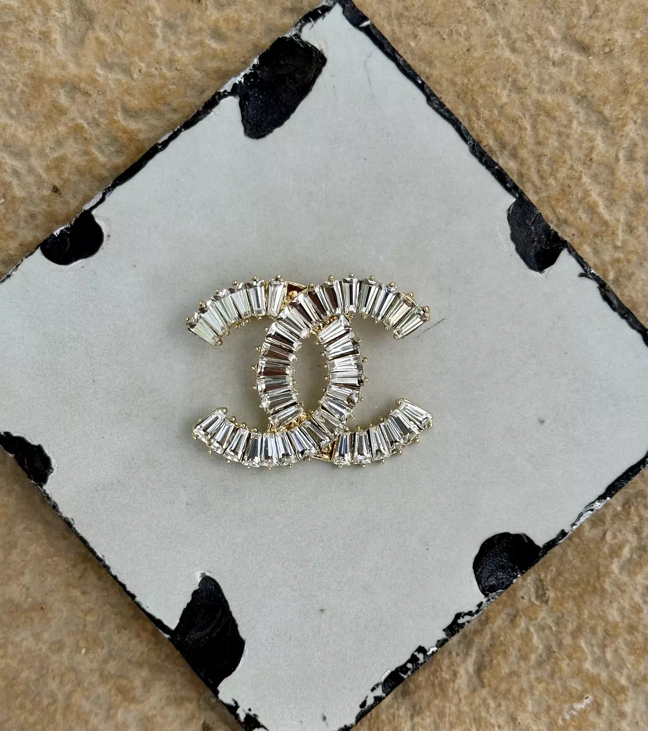 Broche 11 image