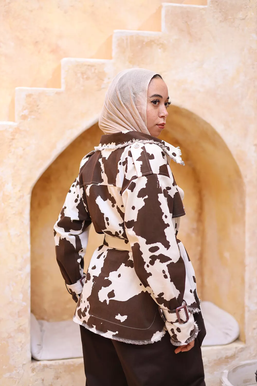 COW PRINT BELTED JACKET 4