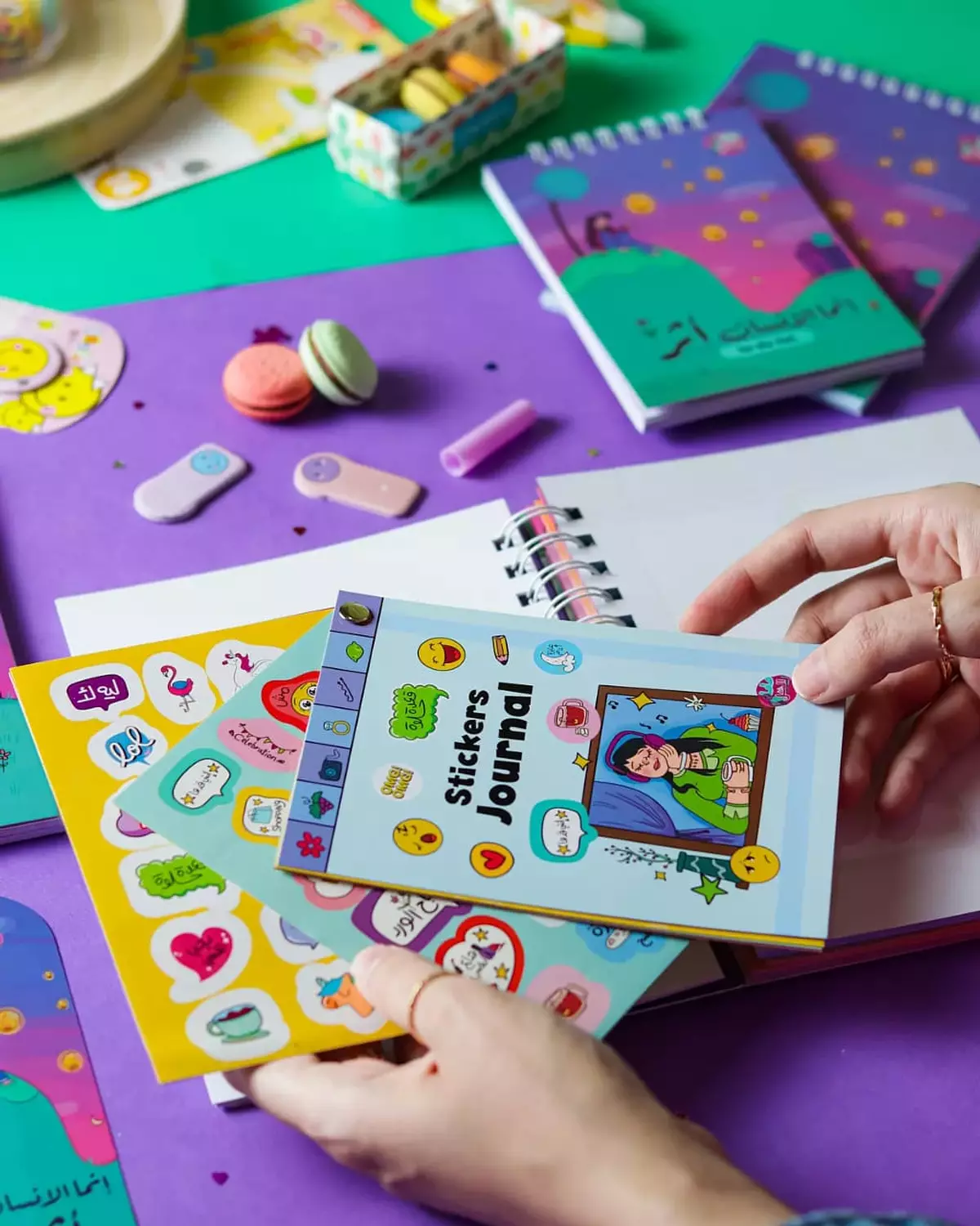 كتيب أستيكرز 13