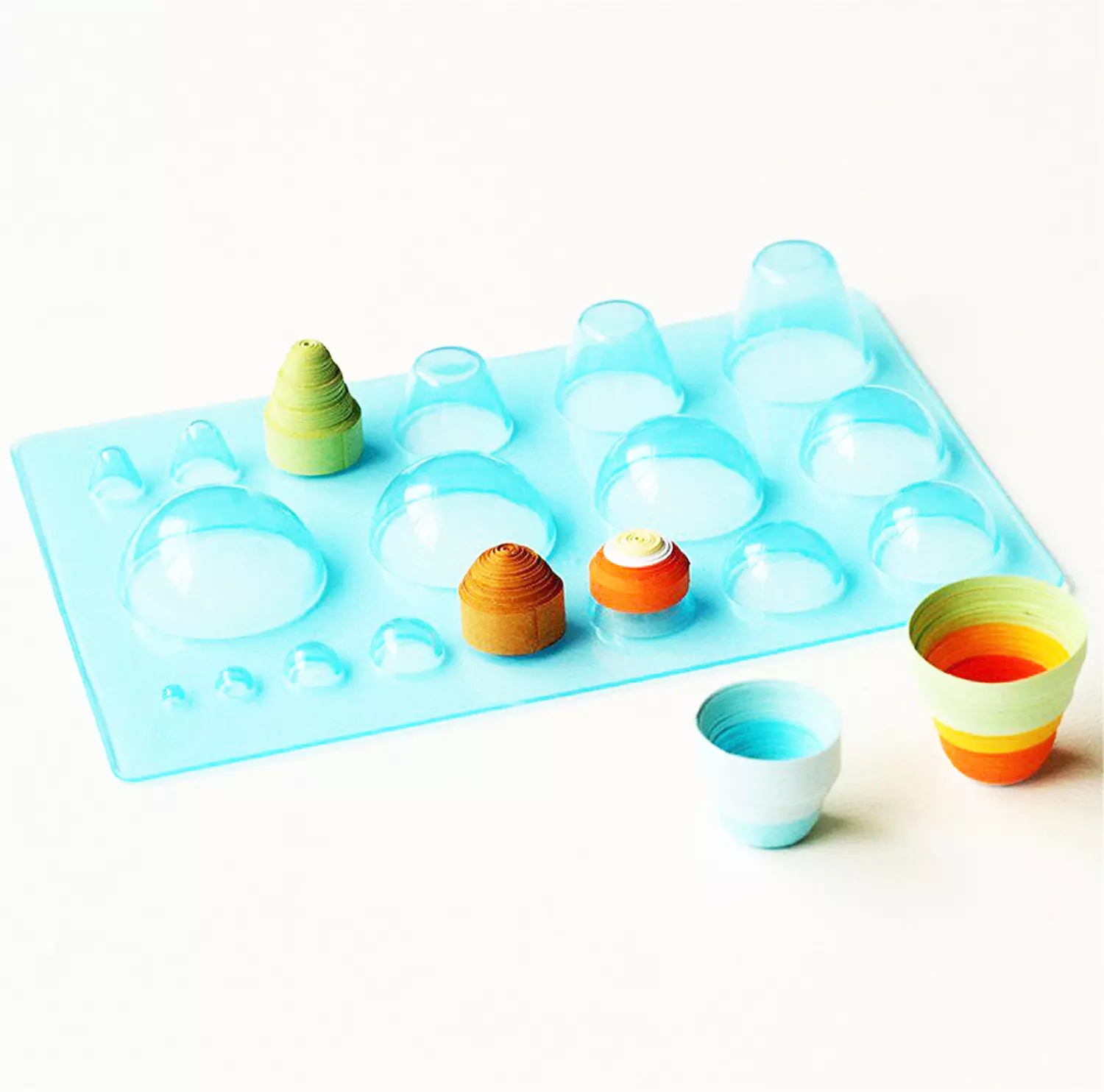 Quilling Paper Mold Half Ball Domes image