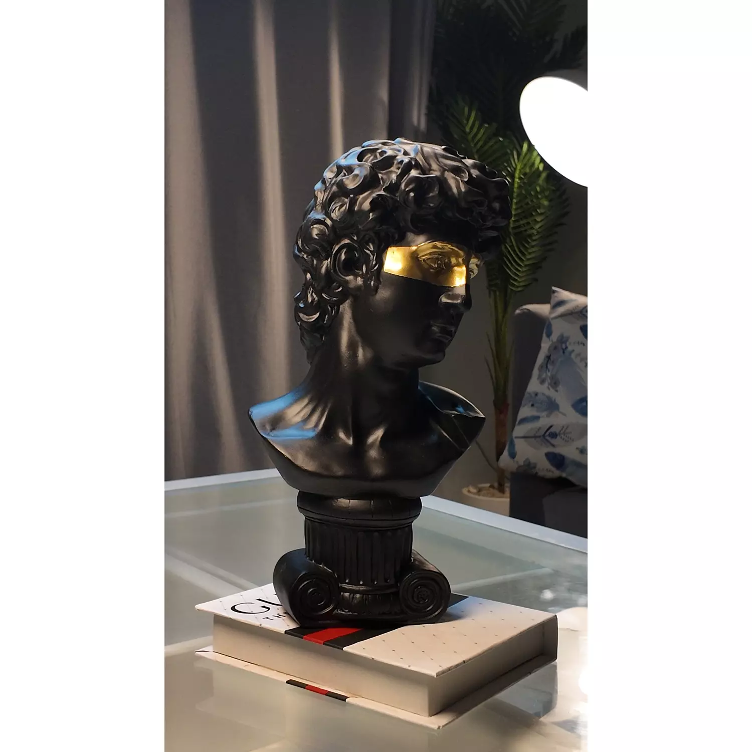 David Statue image