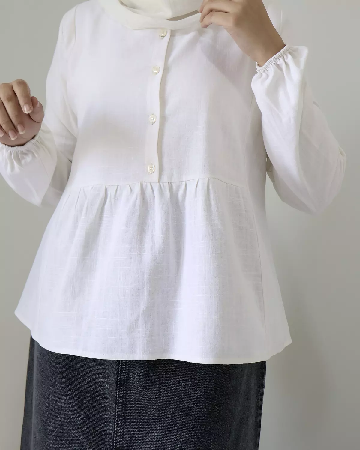 OFF WHITE LINEN BLOUSE 4