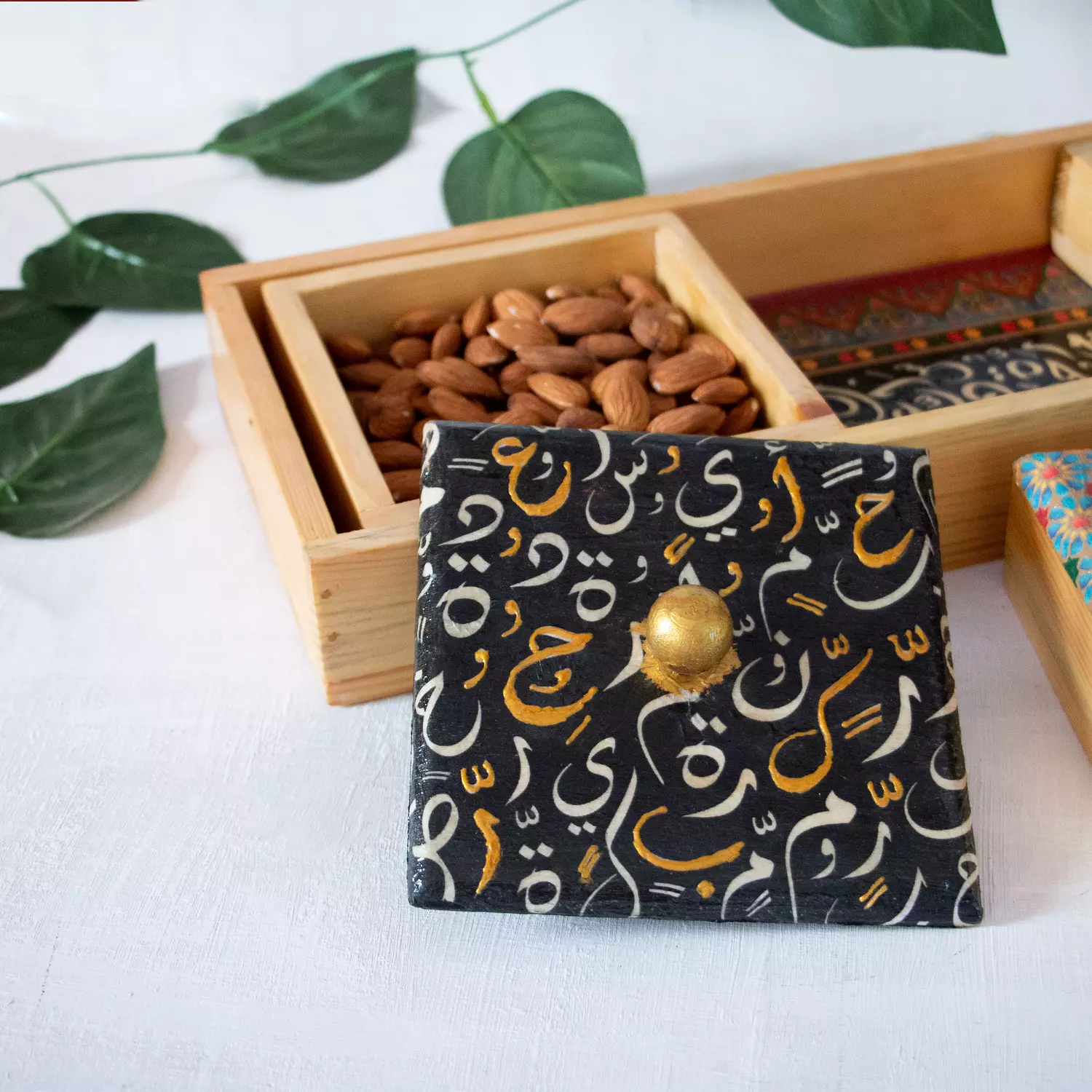 Arabesque Nuts Tray 4 pieces 2