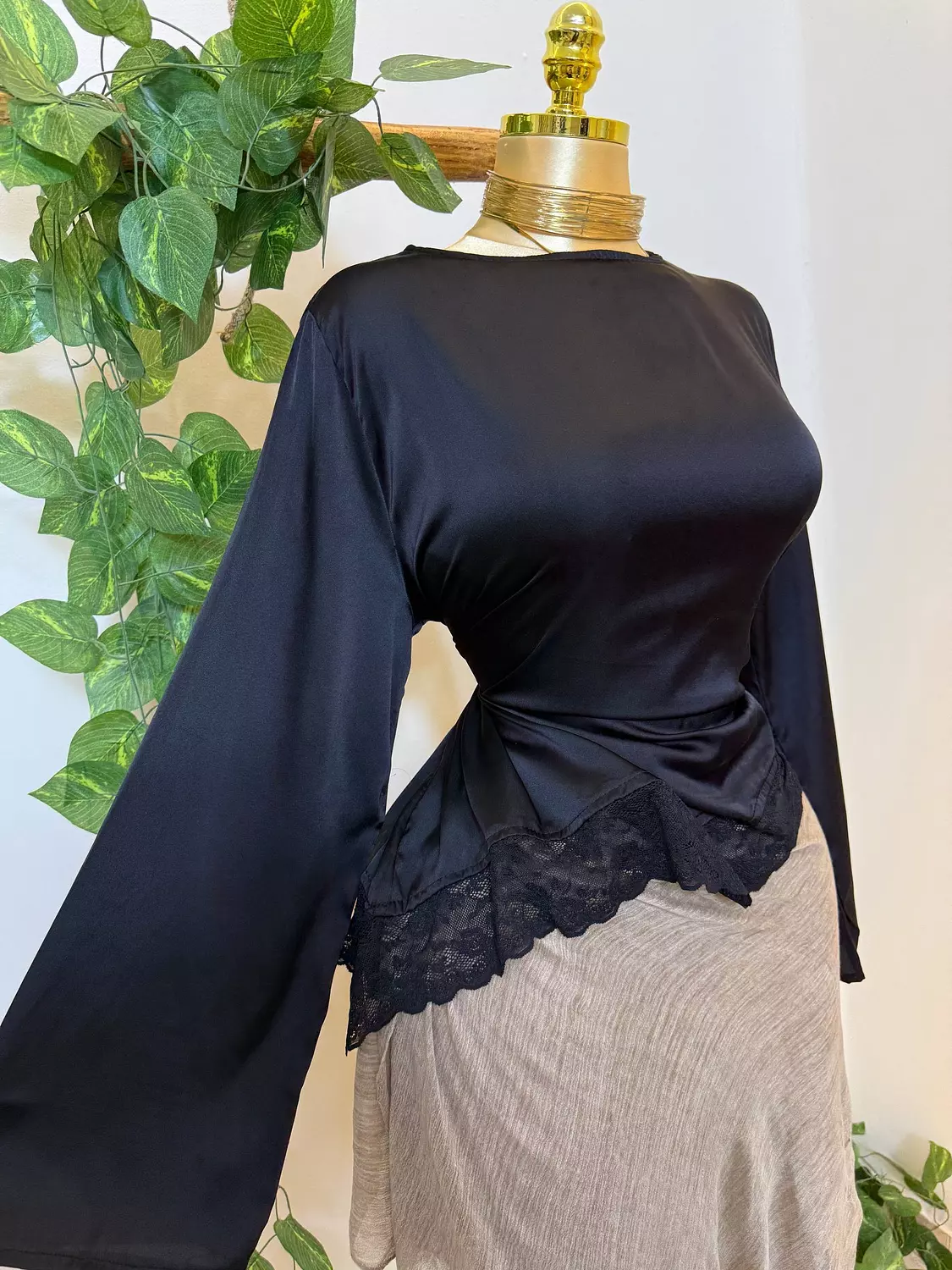 Lace-trim satin blouse 8