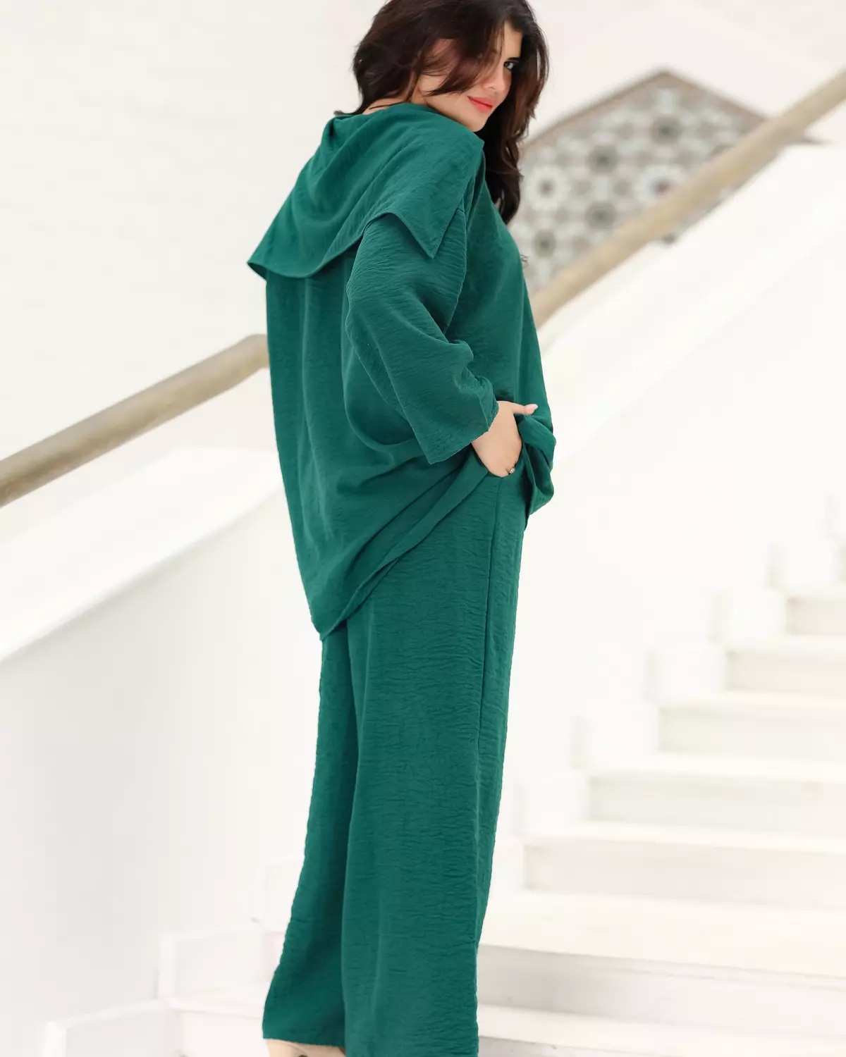 Emerald green set image